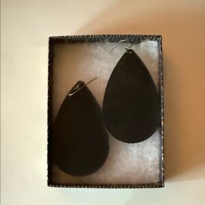 Nickel & Suede Medium Black Teardrop Earrings